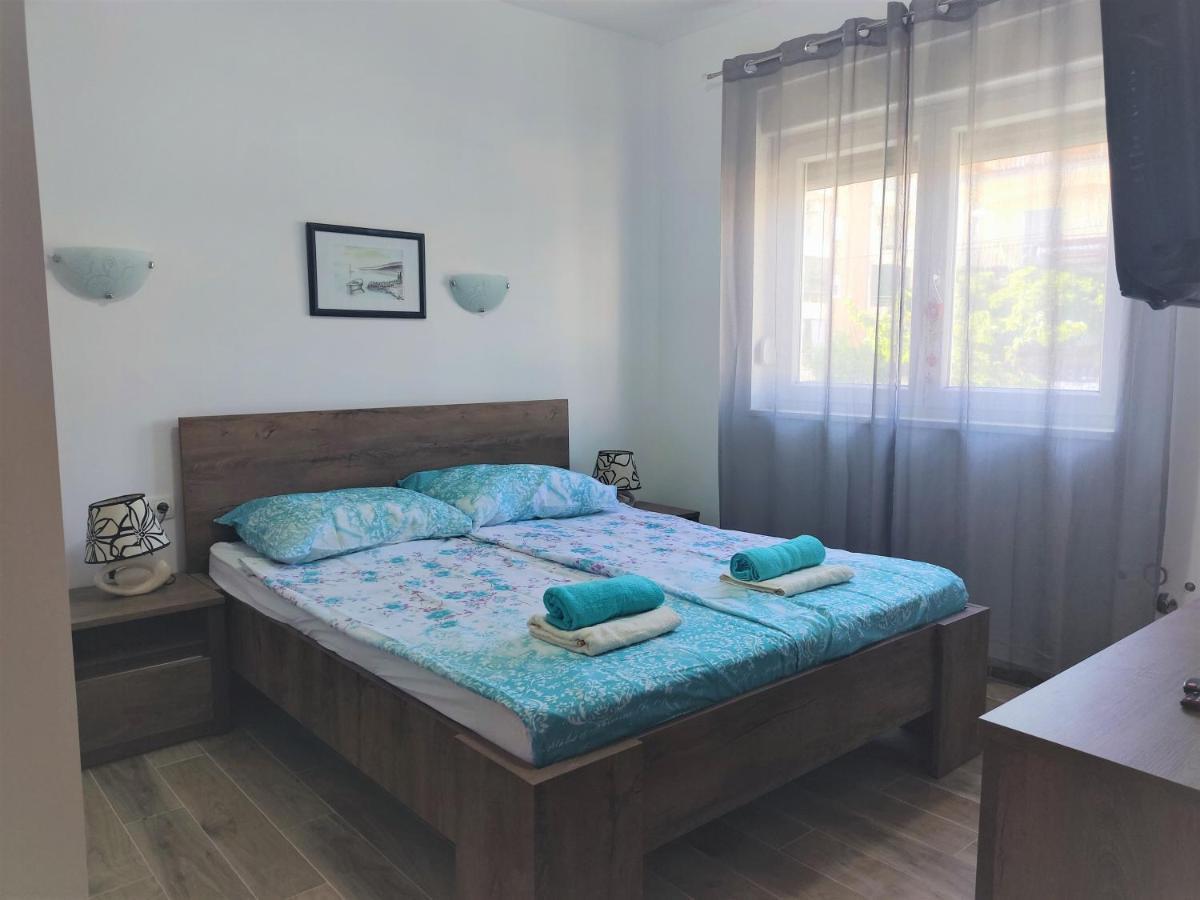Sunny Attic Apartment With Balcony & Modern City Apartment With Outdoor Area, No Balcony Traù Esterno foto