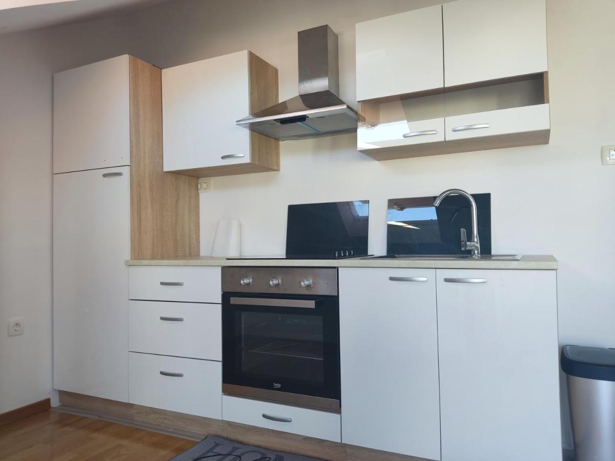 Sunny Attic Apartment With Balcony & Modern City Apartment With Outdoor Area, No Balcony Traù Esterno foto