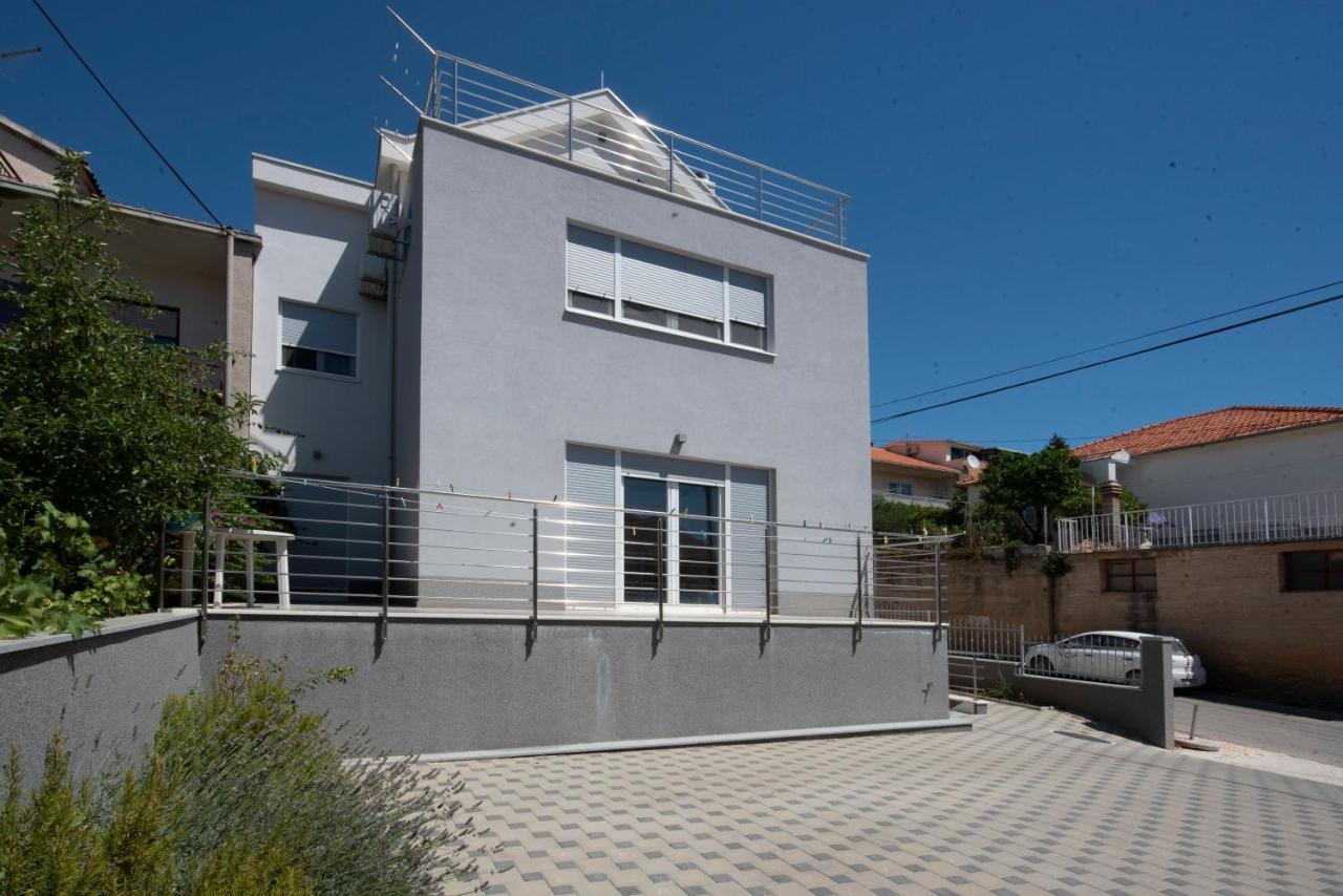 Sunny Attic Apartment With Balcony & Modern City Apartment With Outdoor Area, No Balcony Traù Esterno foto