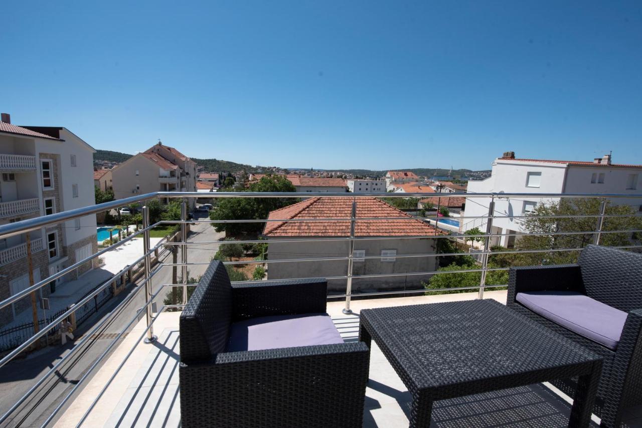 Sunny Attic Apartment With Balcony & Modern City Apartment With Outdoor Area, No Balcony Traù Esterno foto