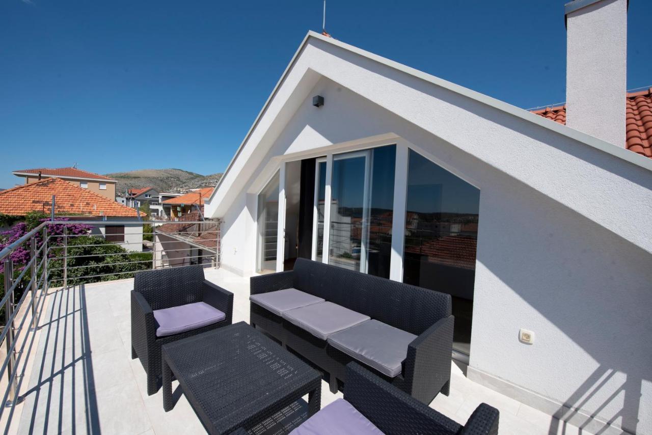 Sunny Attic Apartment With Balcony & Modern City Apartment With Outdoor Area, No Balcony Traù Esterno foto
