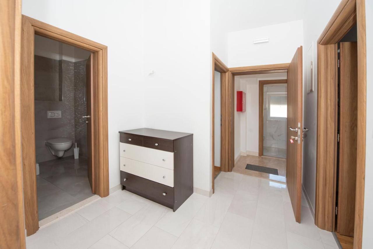 Sunny Attic Apartment With Balcony & Modern City Apartment With Outdoor Area, No Balcony Traù Esterno foto